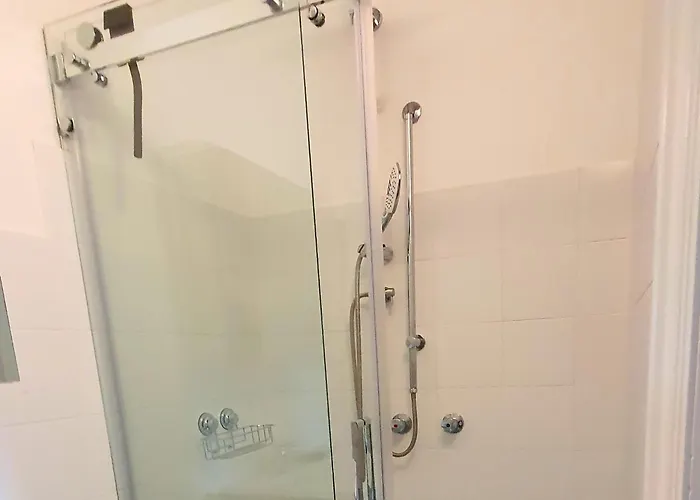 In Einer Villla Mit Pool 빌라 *